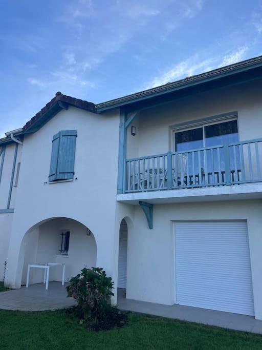 Appartement T3 Lumineux Tres Bien Equipe Avec Balcon Salies-de-Béarn エクステリア 写真